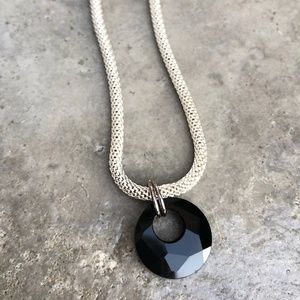 BRAND NEW ISABELLE GRACE VICTORIA NECKLACE. NWT